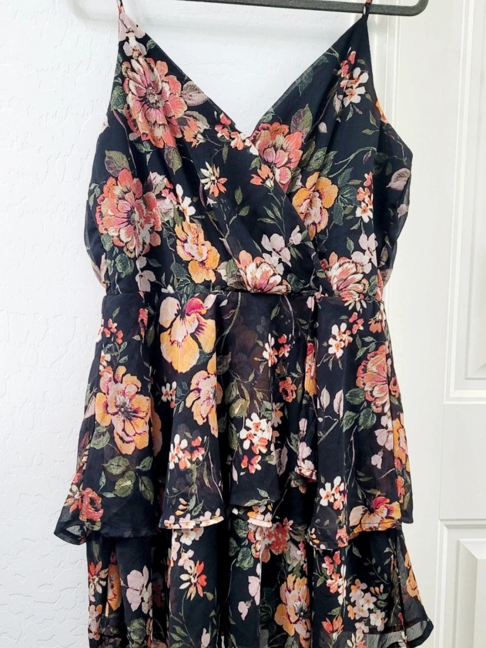 Floral Tiered Spaghetti Strap Dress Top - Black/Peach Large